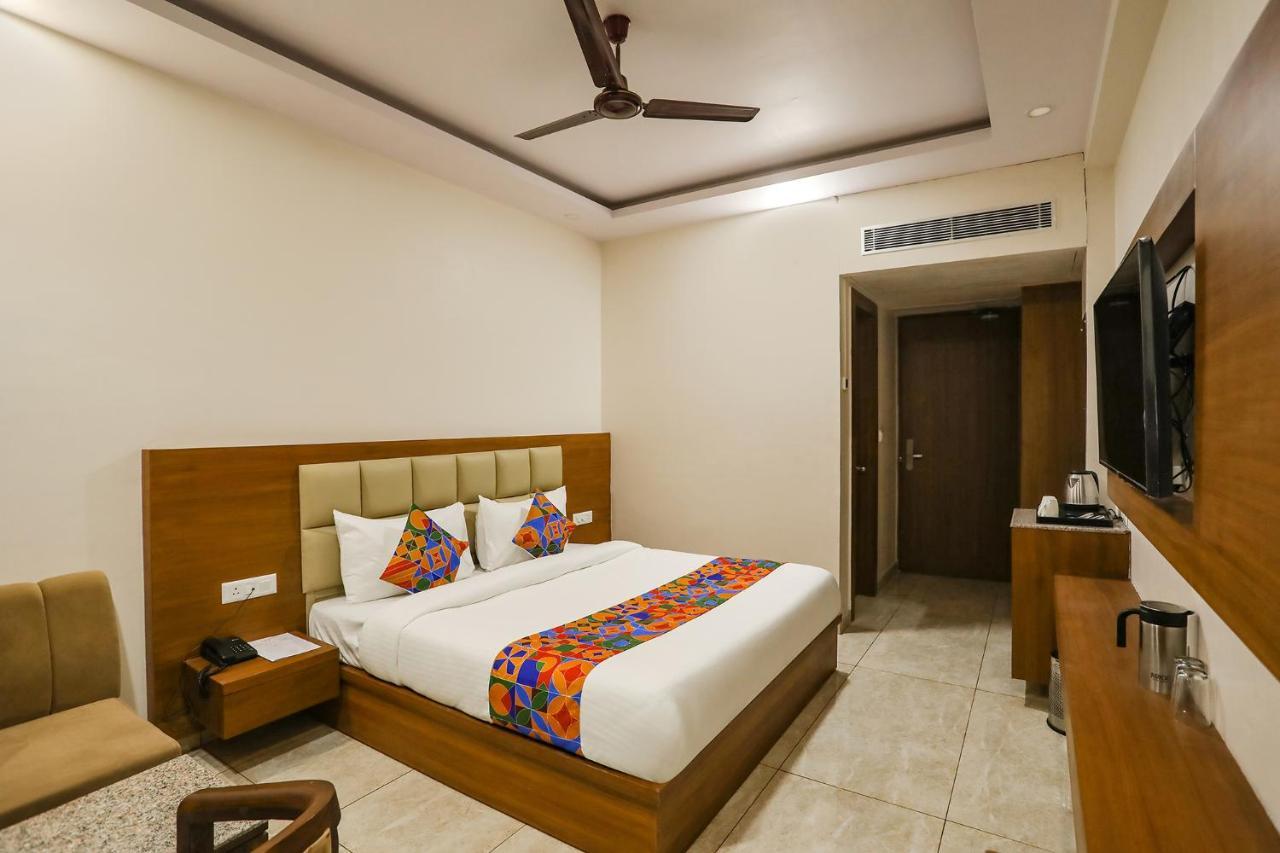Fabhotel Aman Sara Лакхнау Экстерьер фото